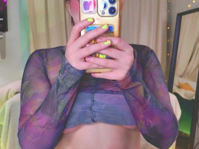 CrazyWine's BongaCams show and profile