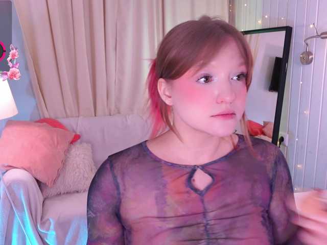 CrazyWine's BongaCams show and profile