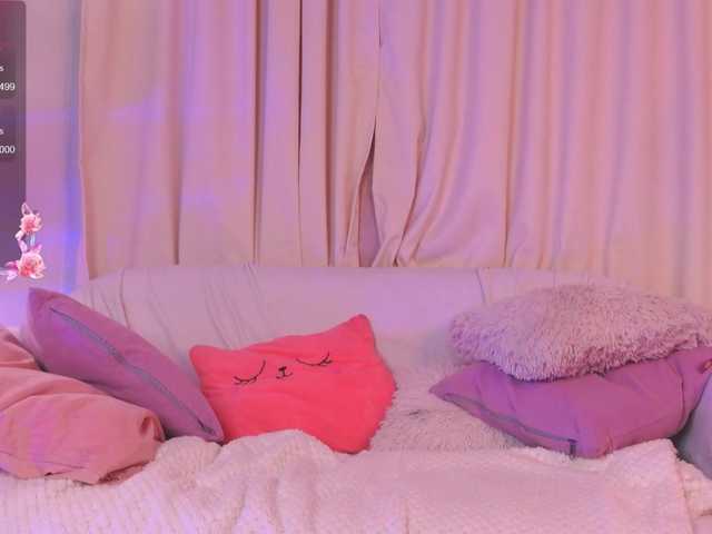 CrazyWine's BongaCams show and profile