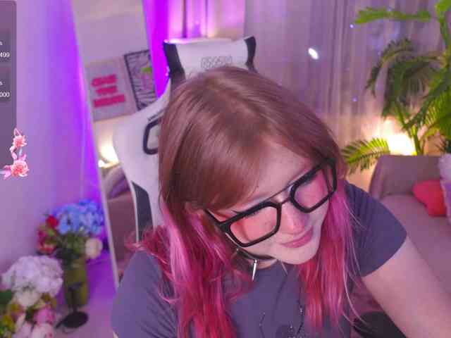 free nude cam CrazyWine