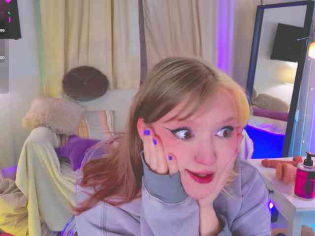 CrazyWine Live Webcam on BongaCams