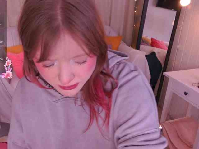 naked chatroom CrazyWine