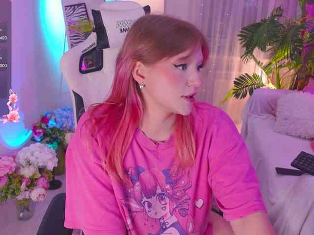 CrazyWine's webcam live show