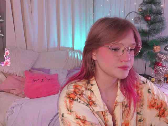 CrazyWine Live Webcam on BongaCams