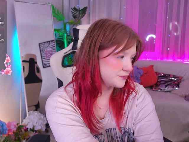 CrazyWine Live Webcam on BongaCams