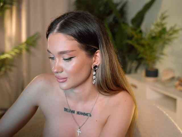 IamToxicRoxy Live Webcam on BongaCams