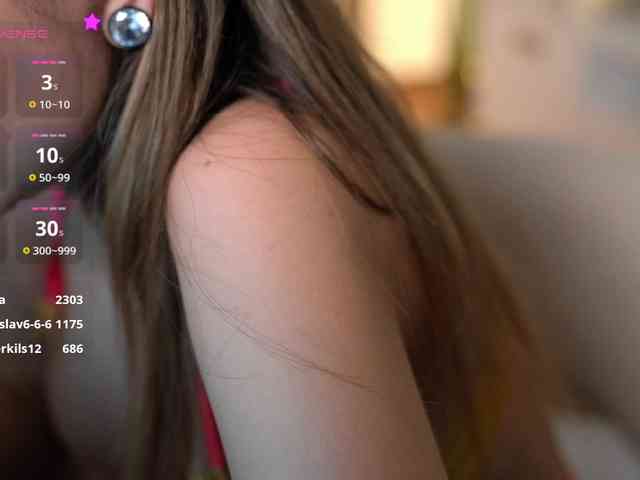 IamToxicRoxy webcam