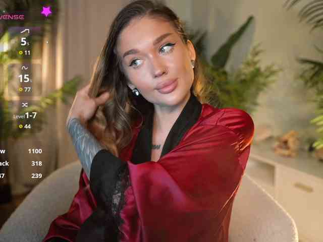 IamToxicRoxy webcam