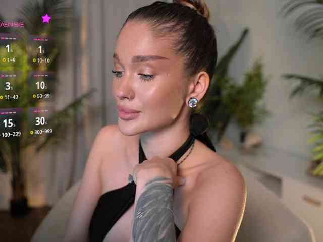 IamToxicRoxy webcam