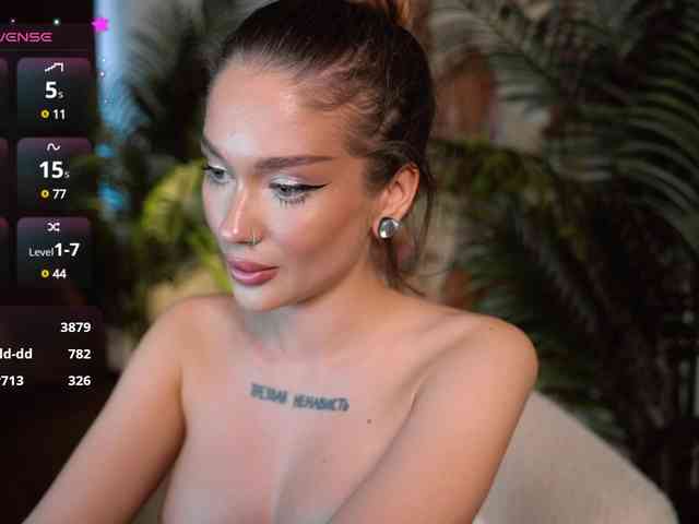 IamToxicRoxy webcam