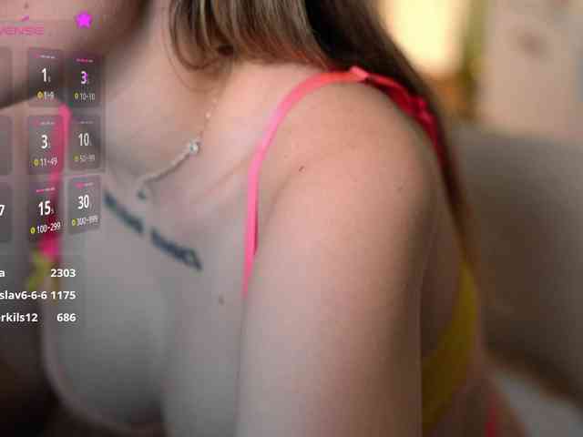 IamToxicRoxy webcam