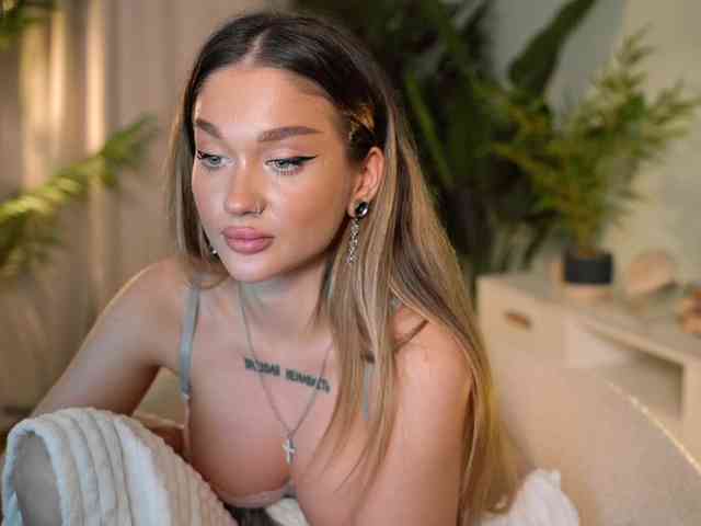 IamToxicRoxy Live Webcam on BongaCams
