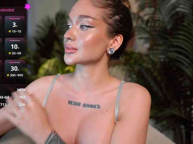 IamToxicRoxy webcam