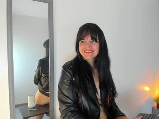 LauraHotties Porn Show