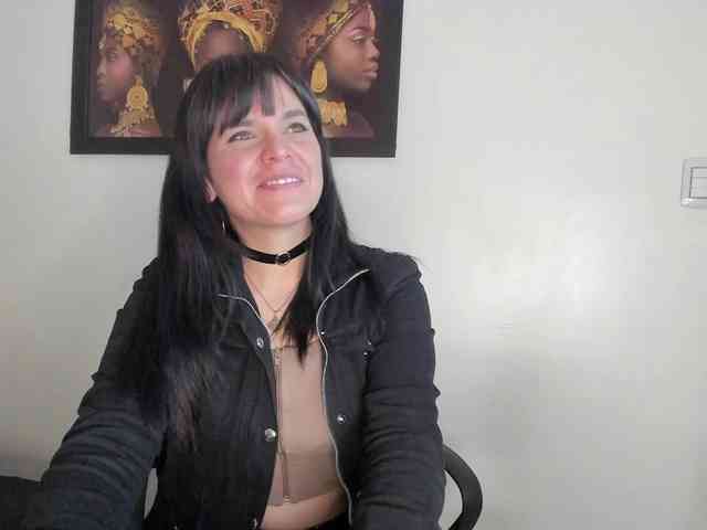 LauraHotties webcam