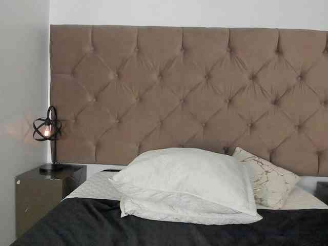 LauraHotties webcam