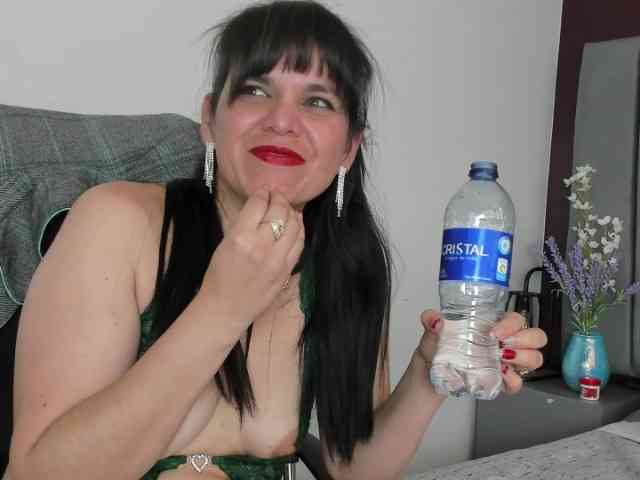 LauraHotties webcam