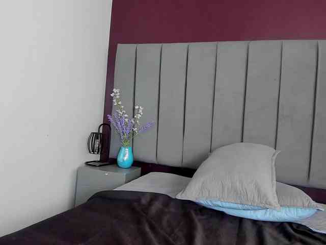LauraHotties webcam