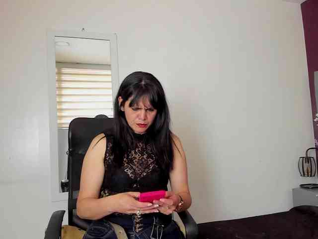 LauraHotties webcam