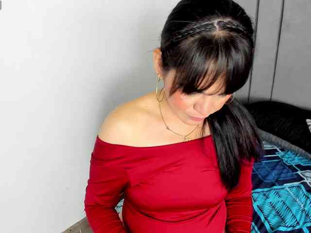 LauraHotties LauraHotties