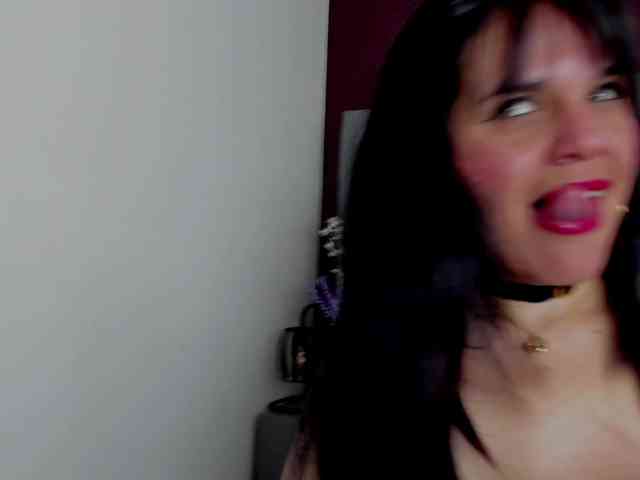 LauraHotties webcam