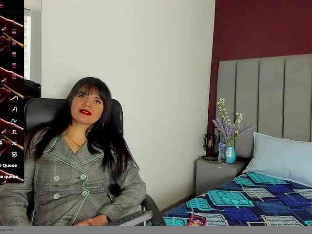 LauraHotties webcam