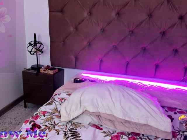 LauraHotties LauraHotties