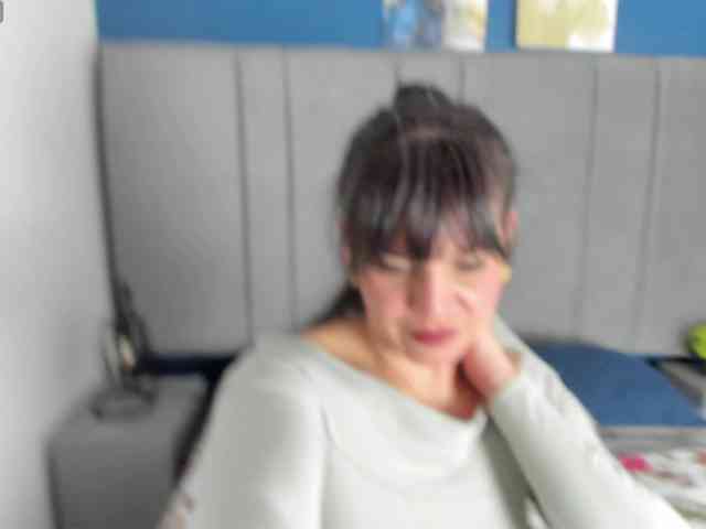 LauraHotties webcam