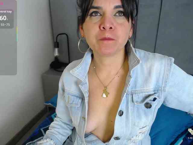 LauraHotties LauraHotties