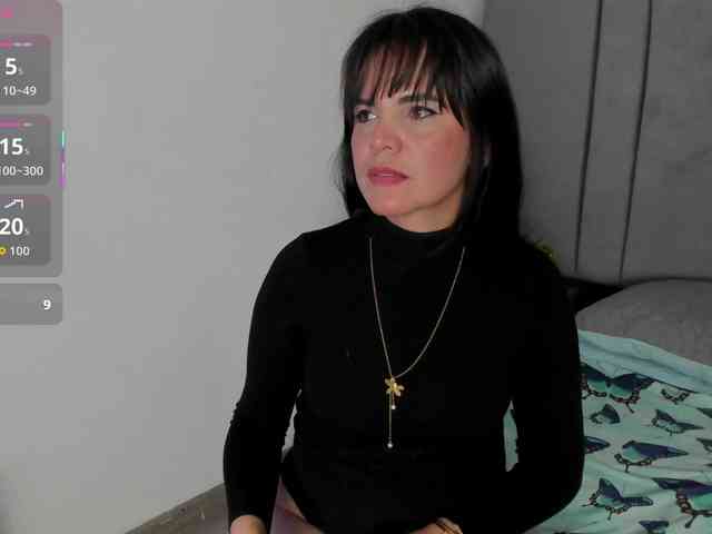 LauraHotties webcam