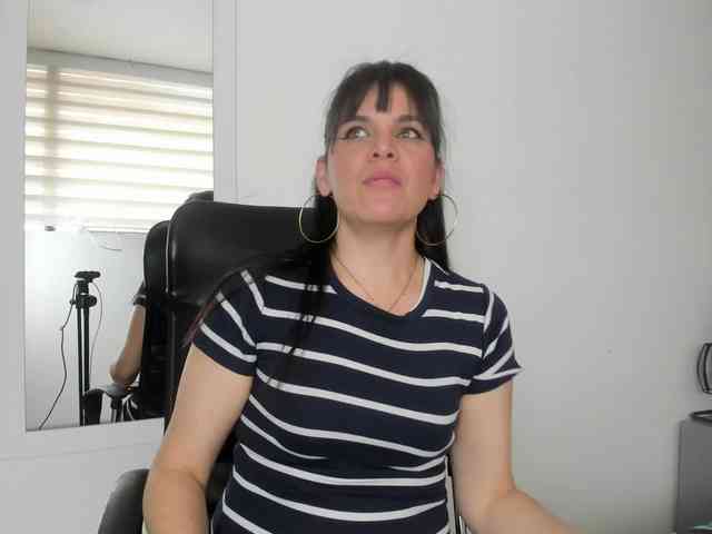 online porn web cam LauraHotties