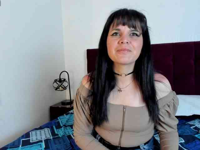 LauraHotties webcam