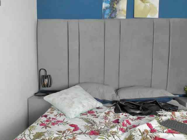 LauraHotties webcam
