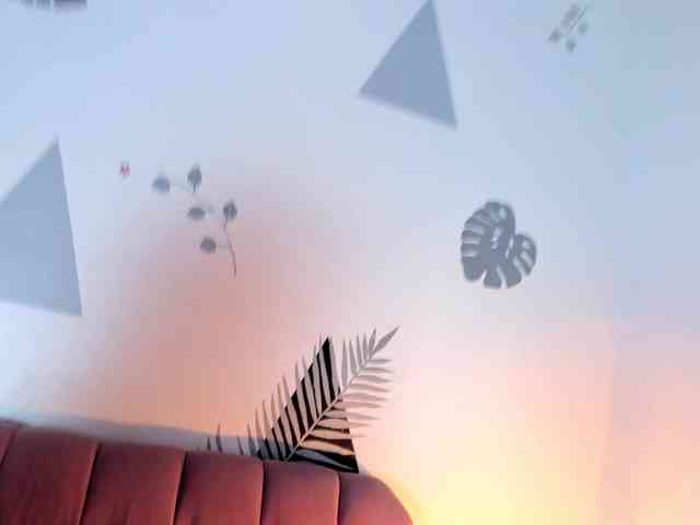 LauraHotties LauraHotties