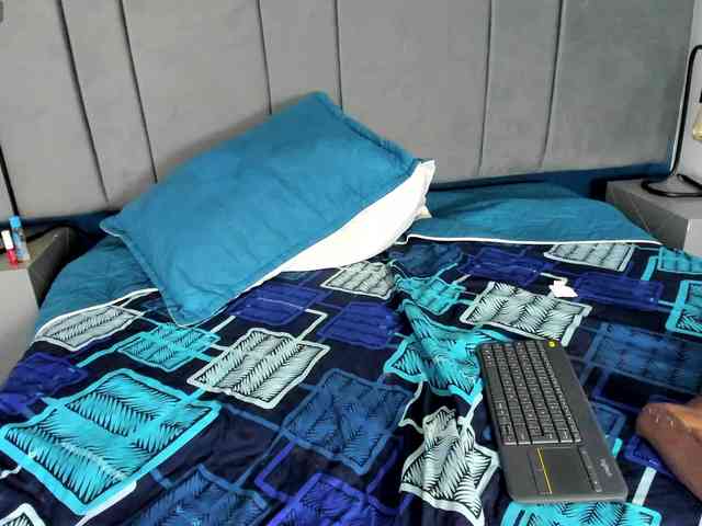 LauraHotties LauraHotties