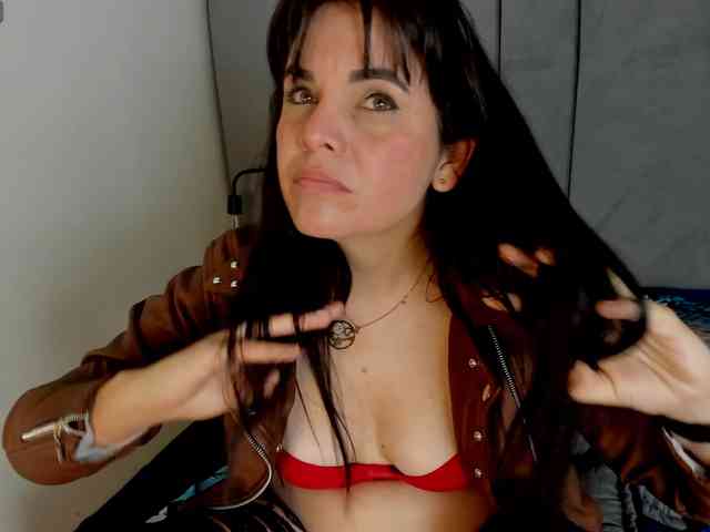 LauraHotties LauraHotties