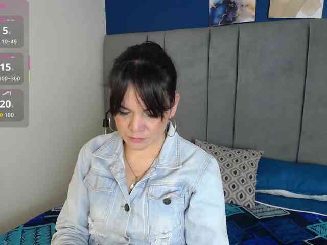 LauraHotties LauraHotties