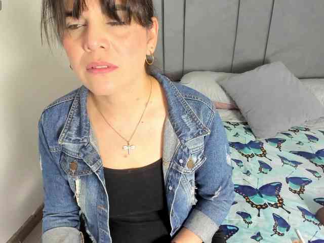 LauraHotties LauraHotties