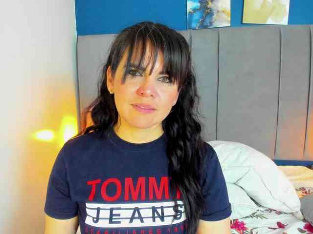 LauraHotties LauraHotties