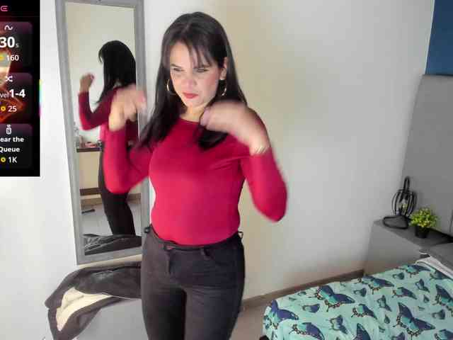 LauraHotties