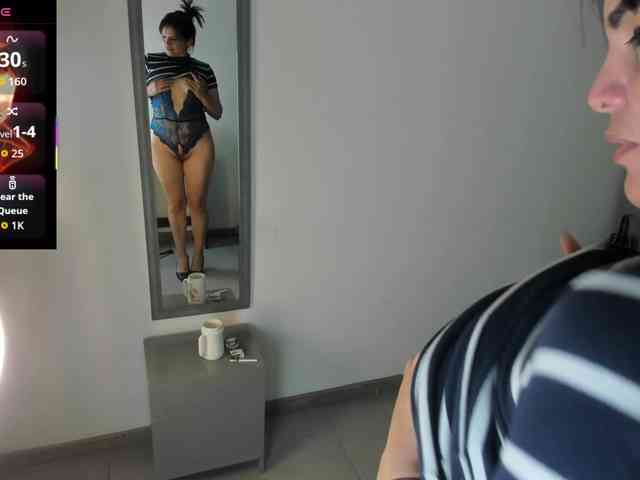 LauraHotties webcam