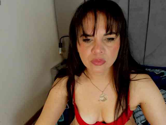 LauraHotties LauraHotties