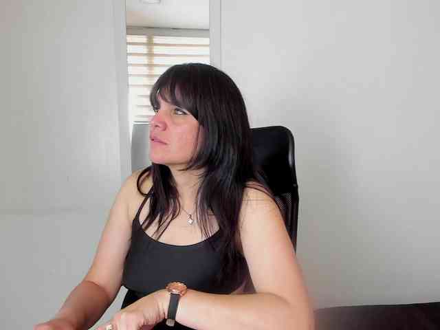 LauraHotties webcam