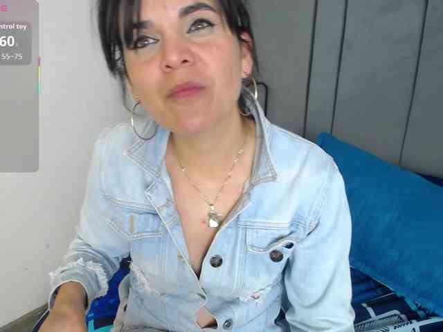 LauraHotties LauraHotties