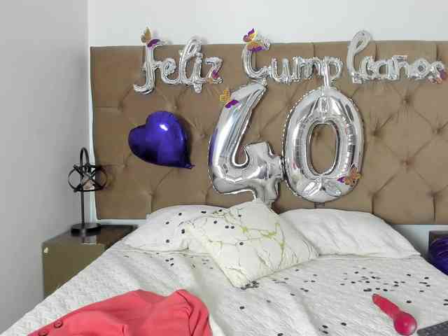 LauraHotties webcam