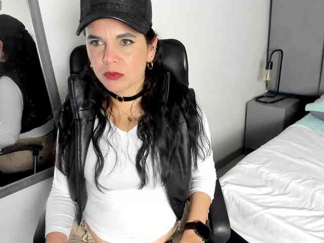 LauraHotties LauraHotties