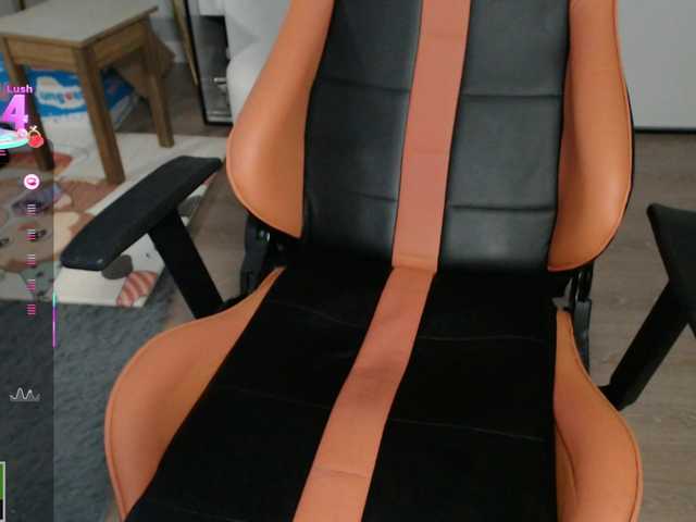 crystalyss's BongaCams show and profile