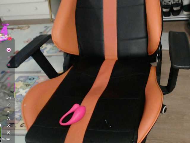 crystalyss's BongaCams show and profile