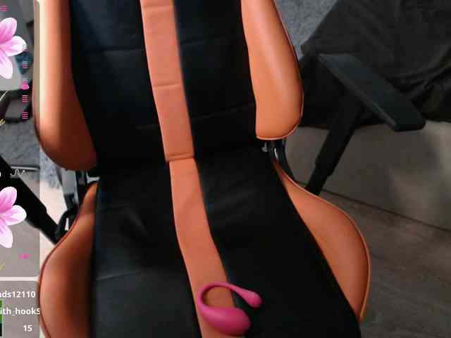 crystalyss webcam
