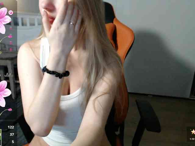 crystalyss webcam